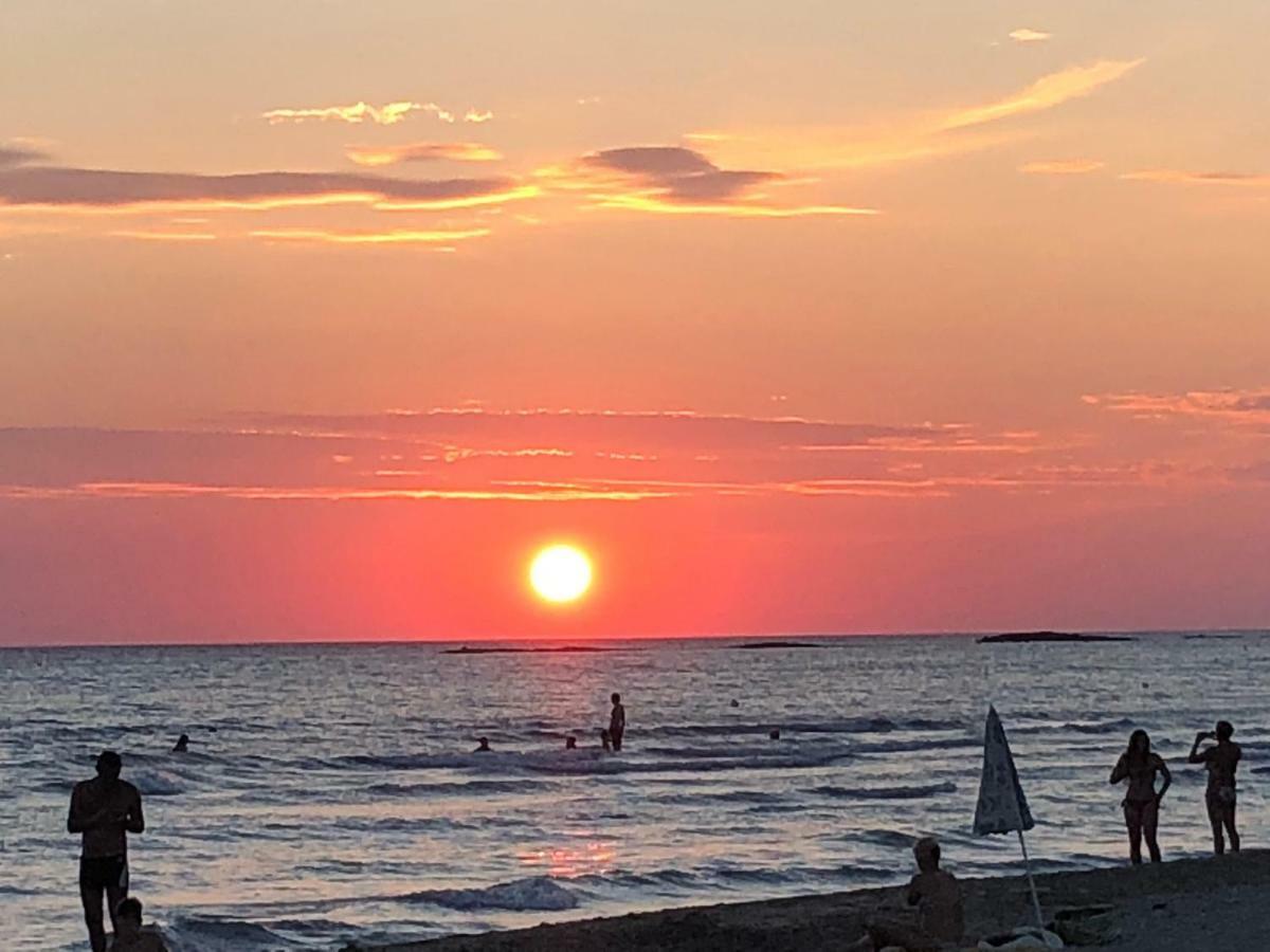 B&B Tramonti Del Sud Lecce Dış mekan fotoğraf